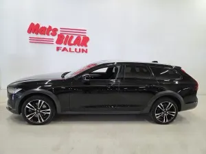Volvo V90 2021